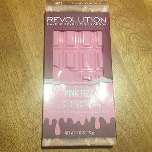 Revolution Pink Fizz Eyeshadow Palatte
